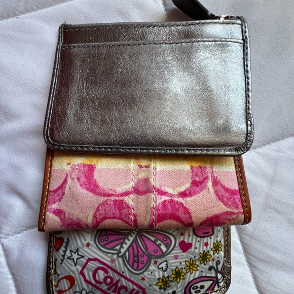 Coach keychain wallets in good condition. - Picture 2 of 4